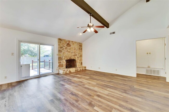 Photo - 3411 Monument Dr