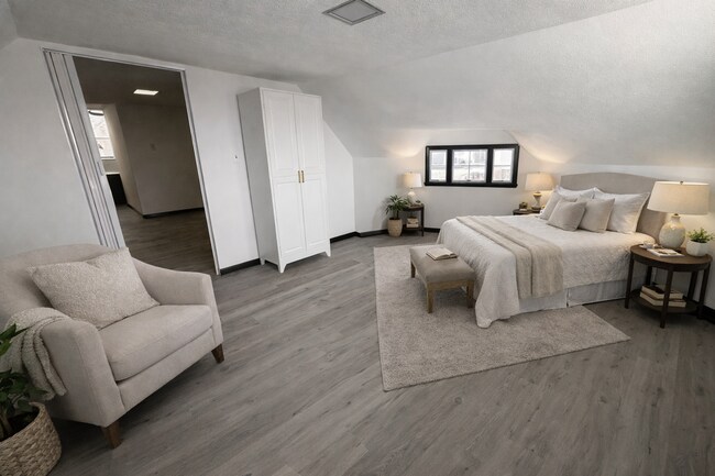 Photo - 3611 E 147th St Unit 3