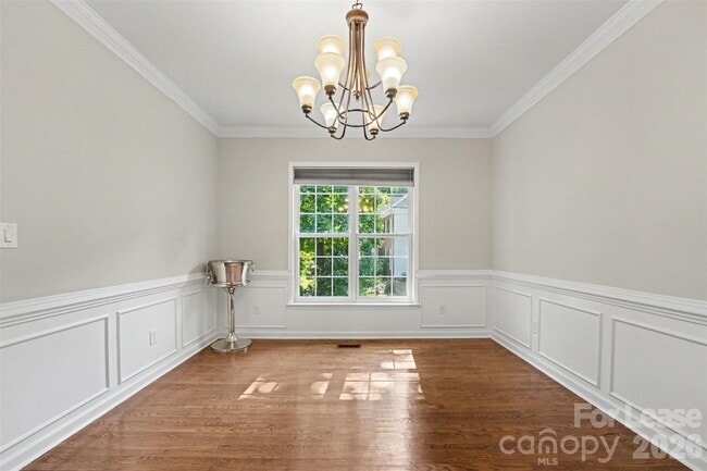 Photo - 11526 Sir Francis Drake Dr