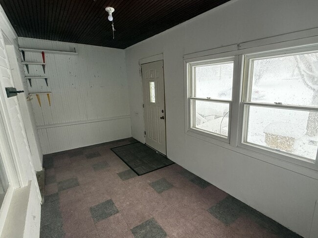 Photo - 325/327 3rd St NE Unit 325