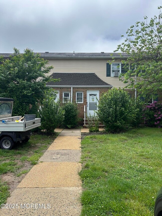 Photo - 72 Manchester Ct Townhome