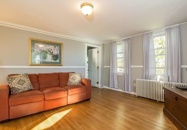1 Allen Pl Unit 2