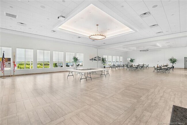 Photo - 257 NE Coastal Dr