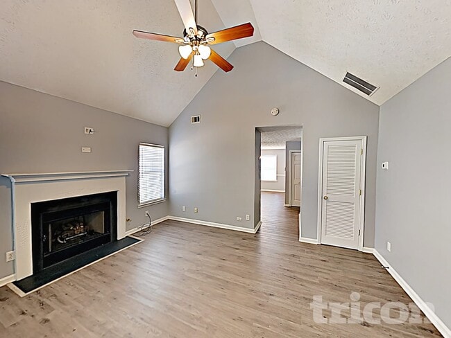 Photo - 169 Floresta Dr