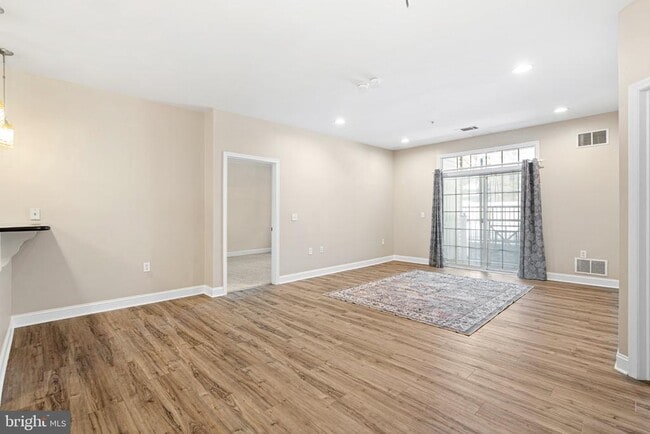 200 W Elm St Unit 1106
