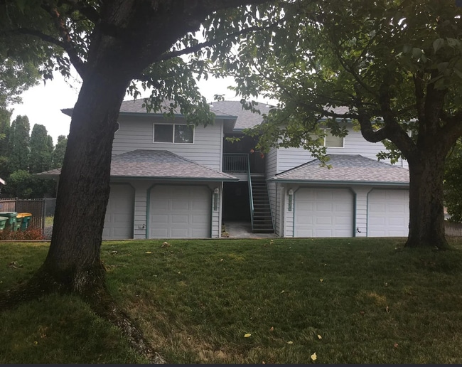 Photo - Large 980sq. 1 bedroom apartment with attached garage plus 1 parking space Unit 1206