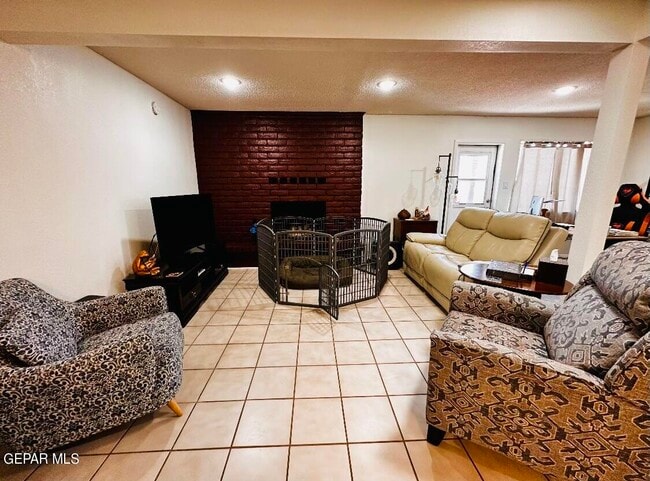Photo - 1516 Elmhurst Dr