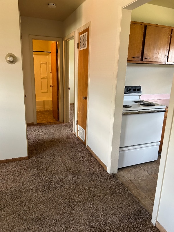 Photo - 3652 9th Ave N