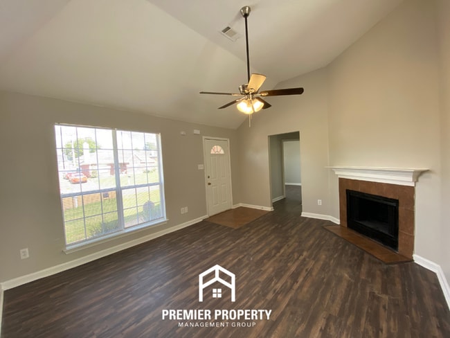 Photo - 4715 Lace Bark Cove