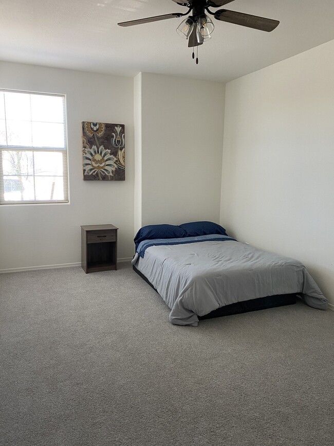 Photo - 11445 W Edgemont Ave