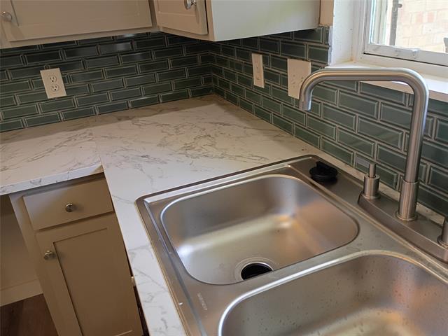 Photo - 2938 Healey Dr