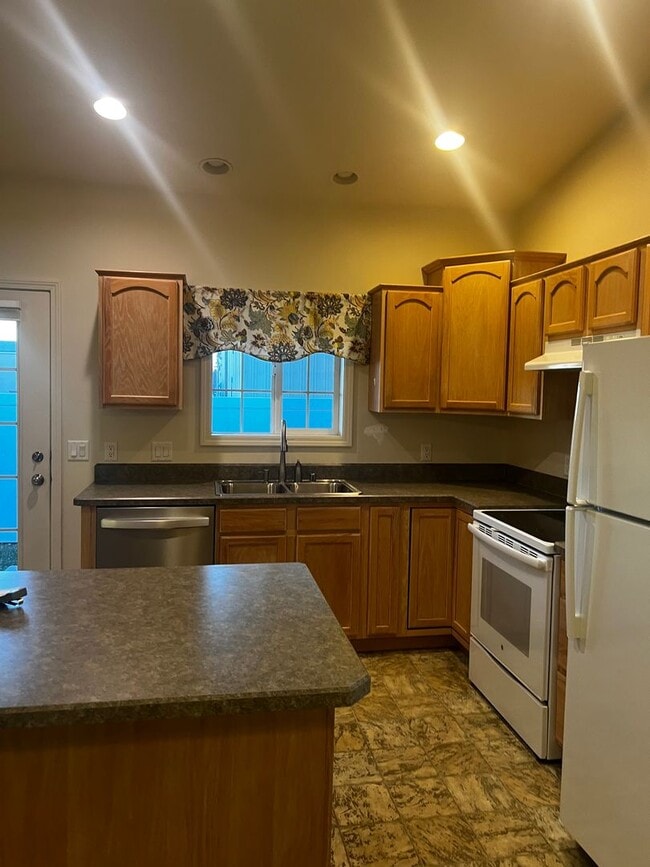 3142 New Hope Dr