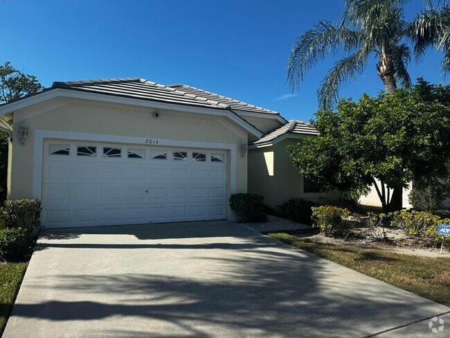 Building Photo - 2014 Normandy Cir Rental