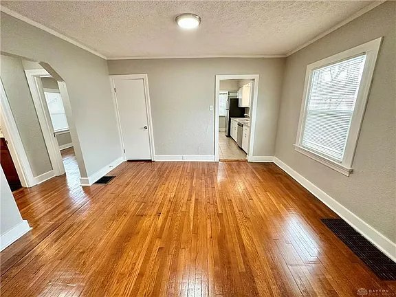 329 E Fairview Ave