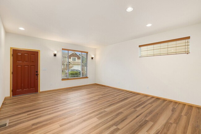 Photo - Well Maintained Bothell 4 Bedroom 2.5 Bath Home - Fantastic School District