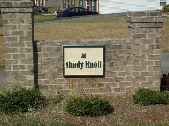 Photo - Shady Knoll