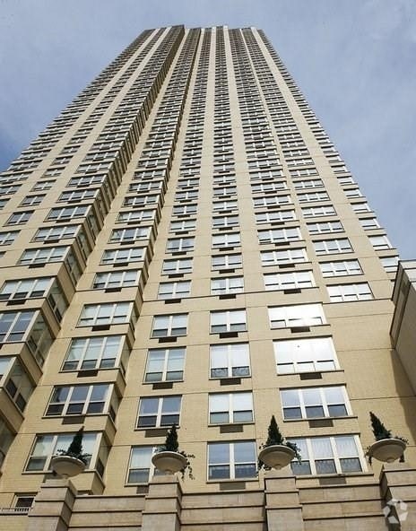 Building Photo - 88 Morgan St Unit 3907 Rental