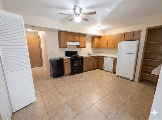 Photo - 1531 Whitehall Blvd