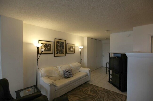 Photo - 111 S 16th Ave Unit 312