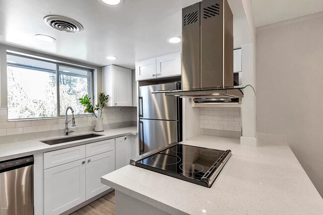 Photo - 4701 N 68th St Unit 242