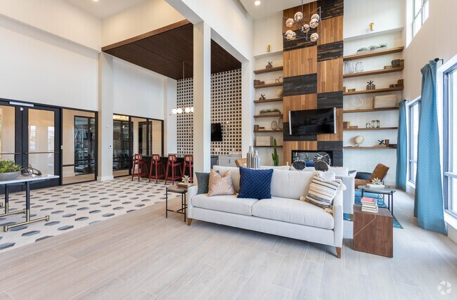 The Everett at Ally Village