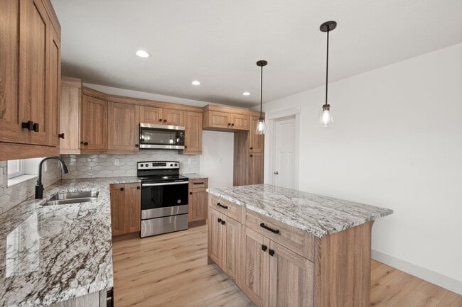 1062 N Highpass Dr Unidad Upper Residence