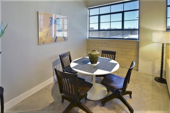 Laclede Lofts
