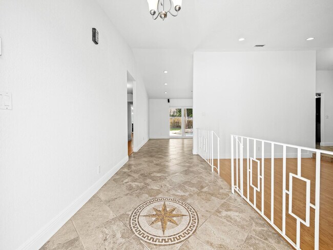 Photo - 9541 NW 11th St