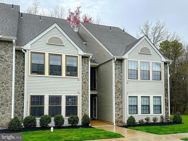 Building Photo - 22 Bridgewater Dr Rental