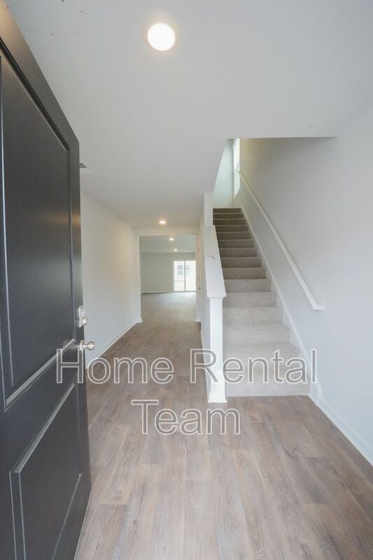 Photo - 463 Coconut Dr