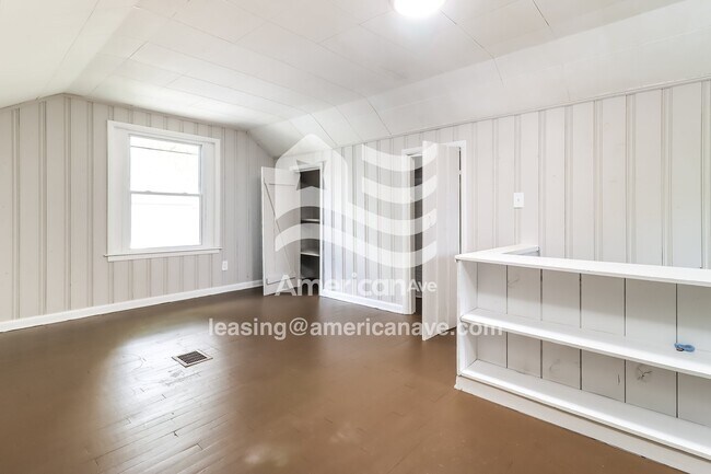 Photo - 17878 Runyon St