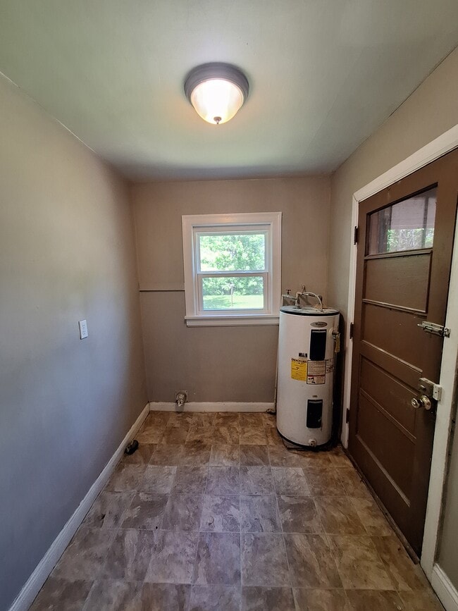Photo - 1513 Aletha Dr