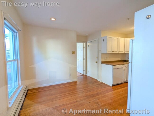 Photo - 7 Locke St Unit #2
