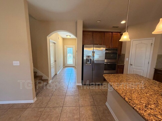 Photo - 247 Shetland Dr