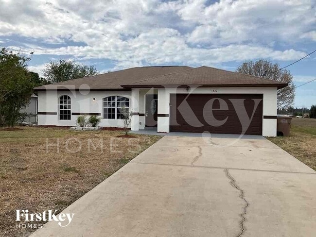 Photo - 1822 NW Embers Terrace