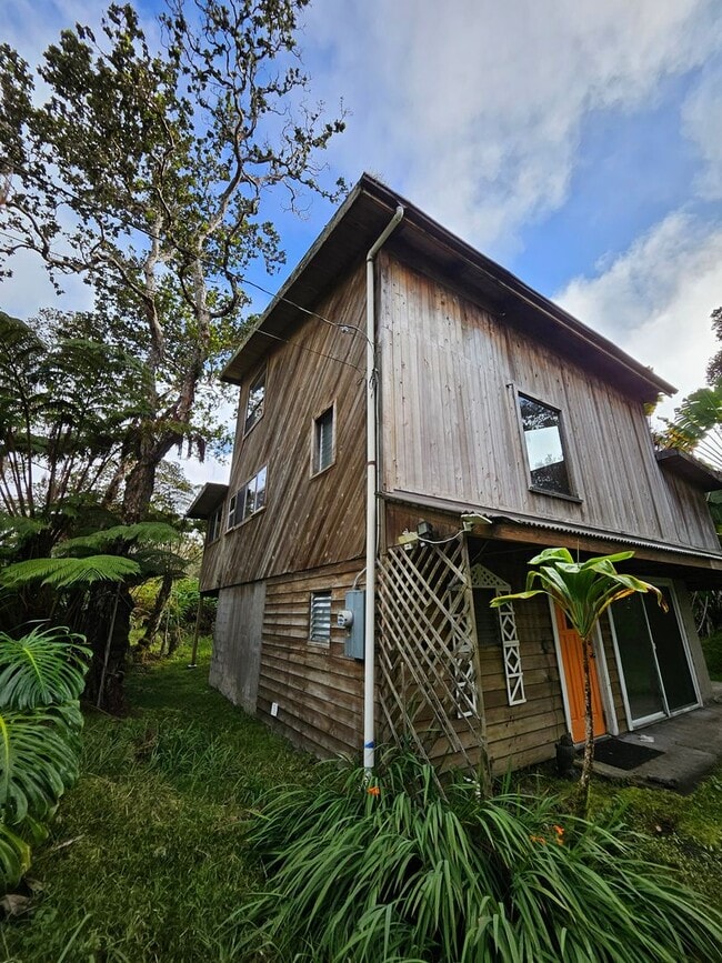 Building Photo - Beautiful Houses Located in Volcano