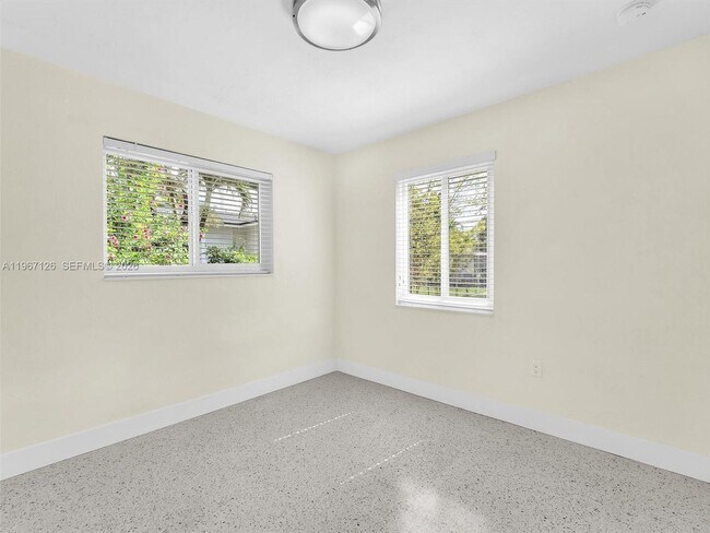 Photo - 6520 SW 63rd Ct