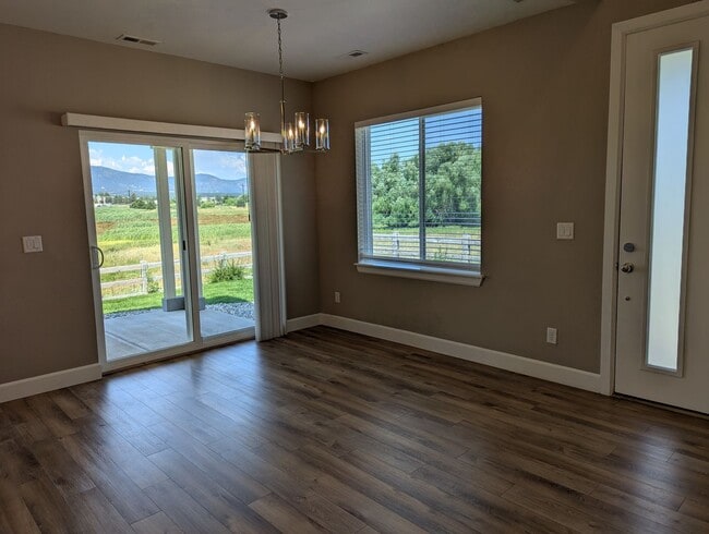 Photo - 1854 Peak Pr Ln