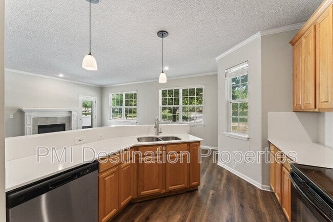 Building Photo - 9225 Boehm Dr