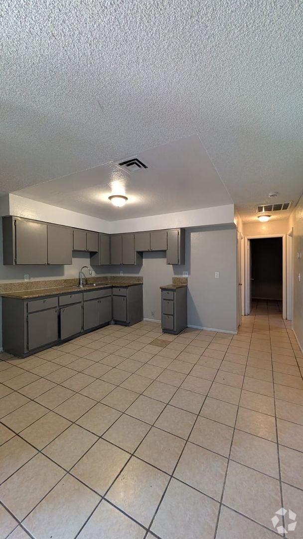 Building Photo - magn2524(NLV-W)  (PRB) Unit B Rental