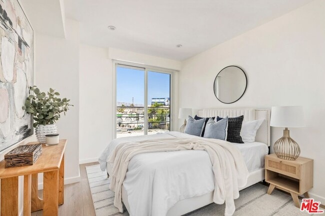 Photo - 1414 S Beverly Dr Unidad 302