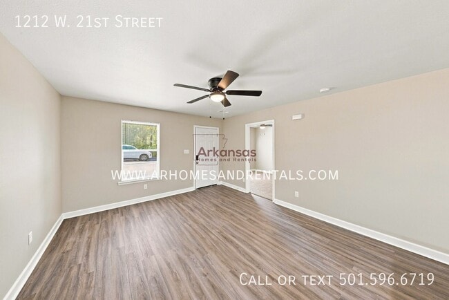 Photo - 1212 W 21st St