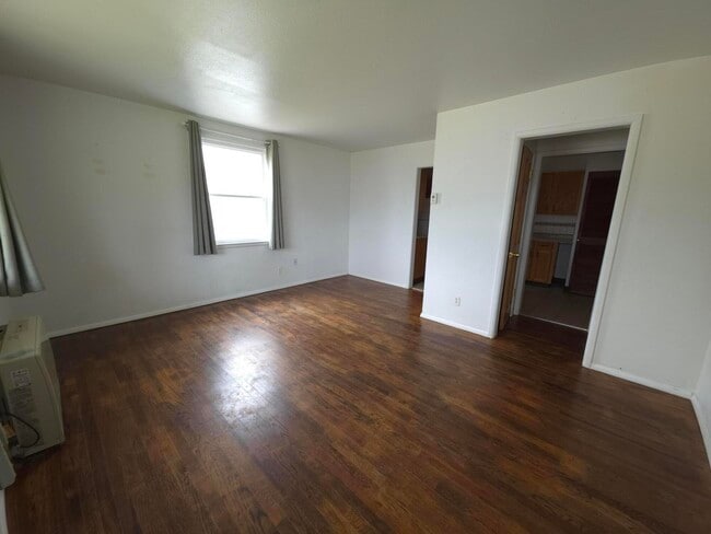 Photo - 2644 Barela St