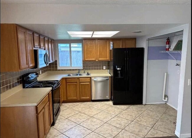 Photo - 2100 Cheryl Ct