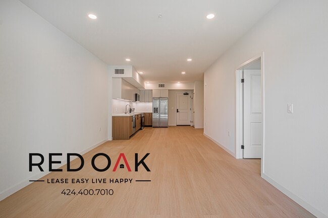 Photo - 856 S Gramercy Dr Unit 308