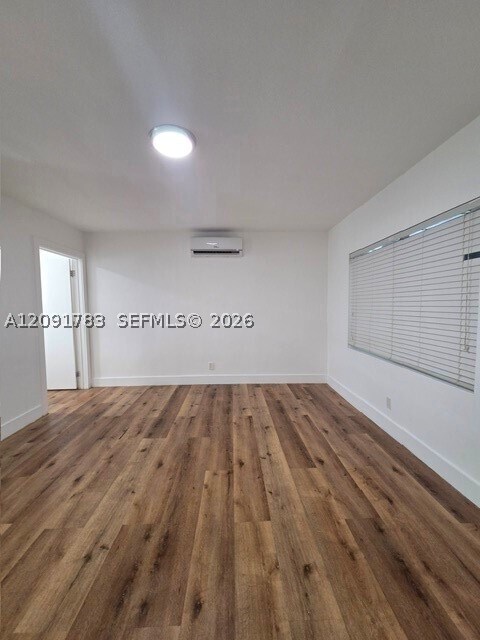 1650 SW 3rd St Unit 3