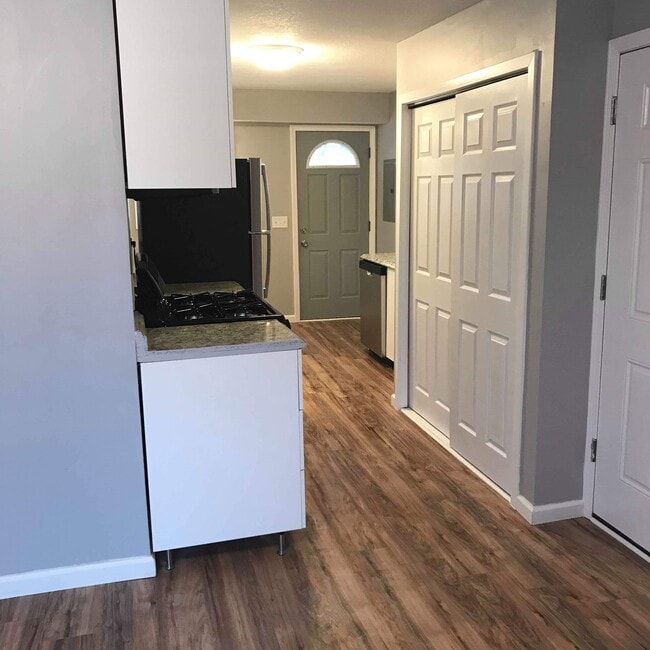 130 E Vienna St Unit 2