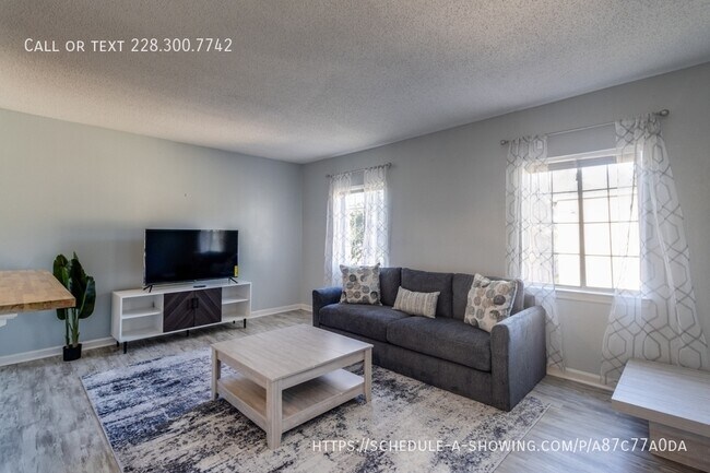 Photo - 245 Mc Donnell Ave