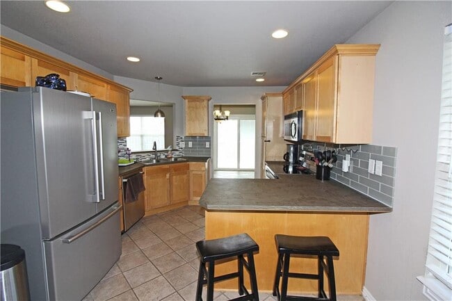 Photo - 3803 SW Surrey Ave