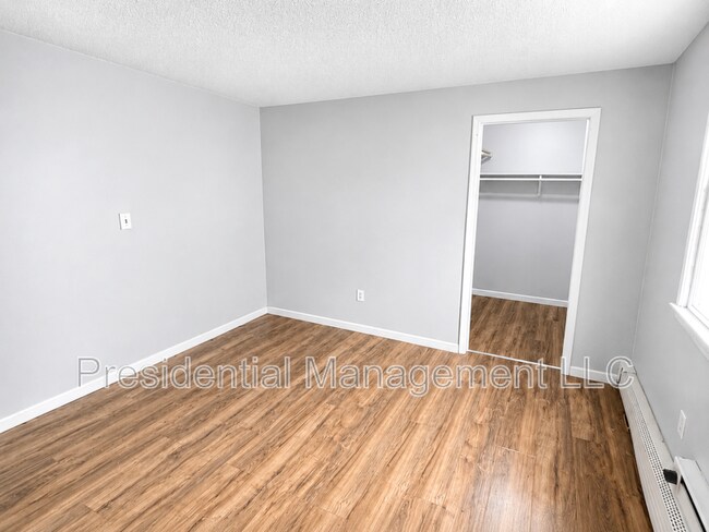 300 Hill St Unit 3B